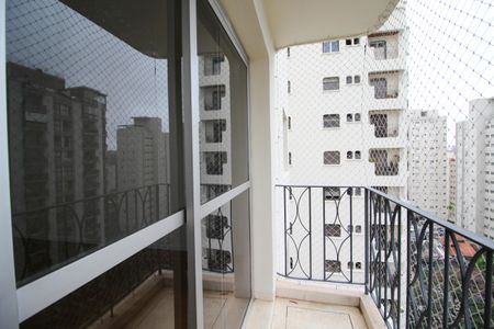 Apartamento para alugar com 102m², 2 quartos e 1 vaga Apartamento para alugar com 102m², 2 quartos e 1 vagaVaranda