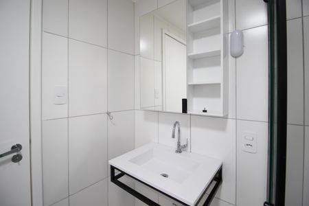 Apartamento para alugar com 102m², 2 quartos e 1 vaga Apartamento para alugar com 102m², 2 quartos e 1 vagaBanheiro