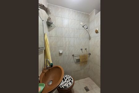 Apartamento à venda com 125m², 3 quartos e 1 vagaBanheiro social 2