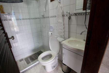 Casa para alugar com 250m², 3 quartos e 1 vagaBanheiro de Serviço