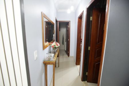 Casa para alugar com 250m², 3 quartos e 1 vagaCorredor