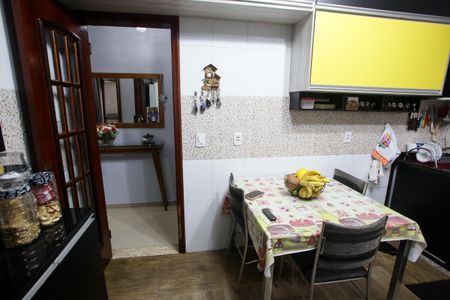 Casa para alugar com 250m², 3 quartos e 1 vagaCozinha