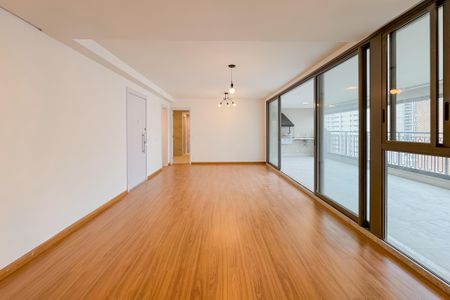 Apartamento à venda com 144m², 3 quartos e 2 vagasSala