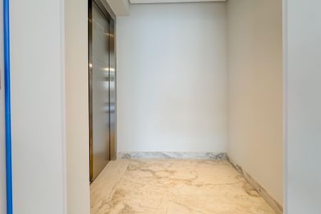 Apartamento à venda com 144m², 3 quartos e 2 vagasHall Privativo