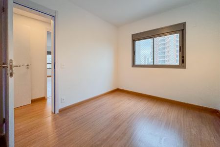 Apartamento à venda com 144m², 3 quartos e 2 vagasSuíte 1