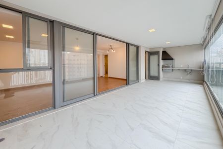 Apartamento à venda com 144m², 3 quartos e 2 vagasVaranda gourmet