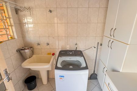 Casa à venda com 227m², 4 quartos e 4 vagasÁrea de Serviço