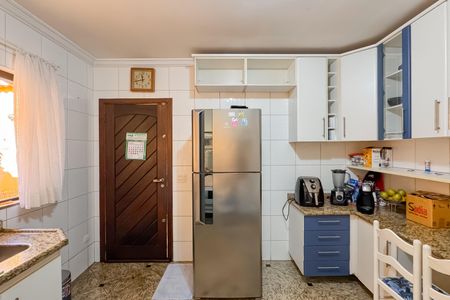 Casa à venda com 227m², 4 quartos e 4 vagasCozinha