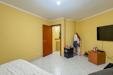 Casa à venda com 227m², 4 quartos e 4 vagasEdícula - Suíte