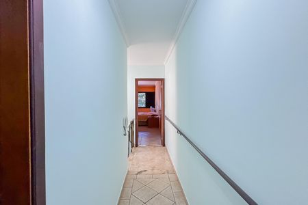 Casa à venda com 227m², 4 quartos e 4 vagasCorredor