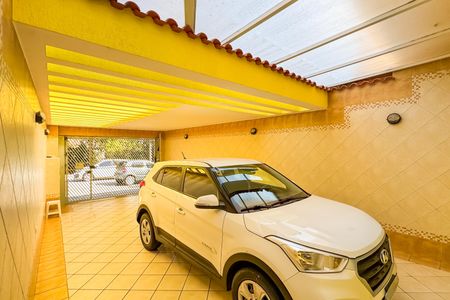 Casa à venda com 227m², 4 quartos e 4 vagasGaragem