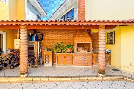 Casa à venda com 227m², 4 quartos e 4 vagasÁrea Externa e Churrasqueira