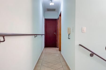 Casa à venda com 227m², 4 quartos e 4 vagasCorredor