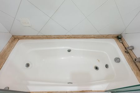 Casa à venda com 227m², 4 quartos e 4 vagasBanheiro da Suíte