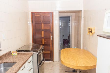 Casa à venda com 122m², 2 quartos e 1 vaga Casa à venda com 122m², 2 quartos e 1 vagaCozinha