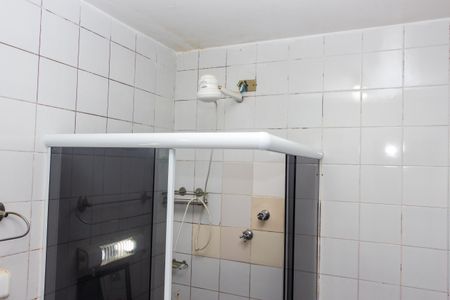 Casa à venda com 122m², 2 quartos e 1 vaga Casa à venda com 122m², 2 quartos e 1 vagaBanheiro