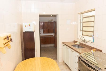 Casa à venda com 122m², 2 quartos e 1 vaga Casa à venda com 122m², 2 quartos e 1 vagaCozinha