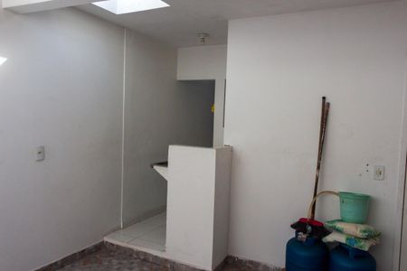 Casa à venda com 122m², 2 quartos e 1 vaga Casa à venda com 122m², 2 quartos e 1 vagaQuintal