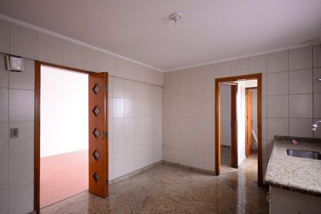 Apartamento à venda com 83m², 2 quartos e 1 vagaCozinha