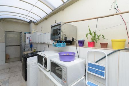 Apartamento à venda com 220m², 3 quartos e 1 vagaÁrea de Serviço