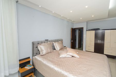 Apartamento à venda com 220m², 3 quartos e 1 vagaSuíte