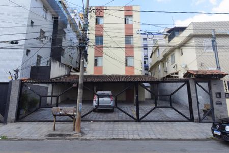 Apartamento à venda com 220m², 3 quartos e 1 vagaFachada