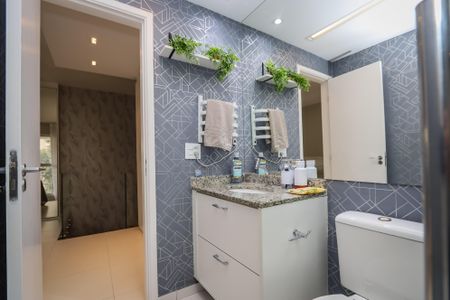 Apartamento para alugar com 48m², 1 quarto e 1 vaga Apartamento para alugar com 48m², 1 quarto e 1 vagaBanheiro da Suíte