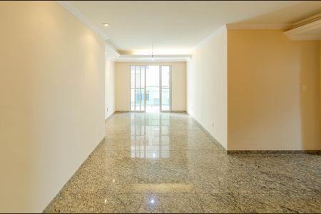 Apartamento à venda com 120m², 4 quartos e 2 vagasSala