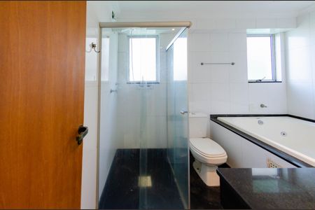 Apartamento à venda com 120m², 4 quartos e 2 vagasBanheiro Suíte 4