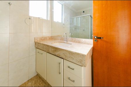 Apartamento à venda com 120m², 4 quartos e 2 vagasBanheiro Social