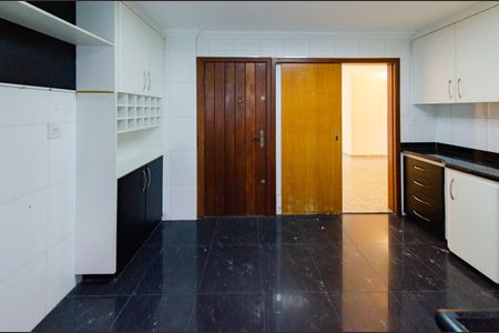 Apartamento à venda com 120m², 4 quartos e 2 vagasCozinha