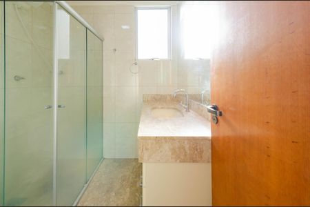 Apartamento à venda com 120m², 4 quartos e 2 vagasBanheiro Social