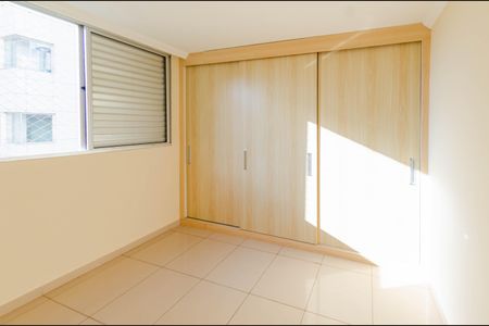 Apartamento à venda com 120m², 4 quartos e 2 vagasQuarto 1