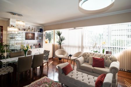 Apartamento à venda com 120m², 3 quartos e 2 vagasSala