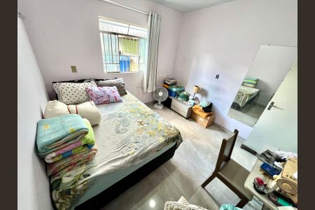 Casa à venda com 360m², 3 quartos e 3 vagas Casa à venda com 360m², 3 quartos e 3 vagasQuarto 1 - Casa 2