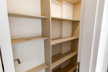 Apartamento para alugar com 142m², 3 quartos e 2 vagas Apartamento para alugar com 142m², 3 quartos e 2 vagasDespensa