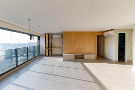 Apartamento para alugar com 142m², 3 quartos e 2 vagas Apartamento para alugar com 142m², 3 quartos e 2 vagasSala