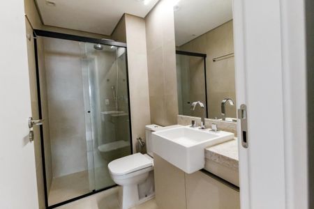Apartamento para alugar com 142m², 3 quartos e 2 vagas Apartamento para alugar com 142m², 3 quartos e 2 vagasBanheiro da Suíte 1
