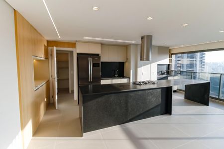 Apartamento para alugar com 142m², 3 quartos e 2 vagas Apartamento para alugar com 142m², 3 quartos e 2 vagasCozinha - Armários