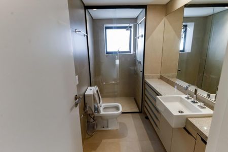 Apartamento para alugar com 142m², 3 quartos e 2 vagas Apartamento para alugar com 142m², 3 quartos e 2 vagasBanheiro da Suíte 3