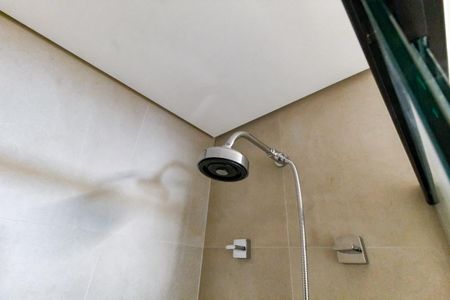 Apartamento para alugar com 142m², 3 quartos e 2 vagas Apartamento para alugar com 142m², 3 quartos e 2 vagasBanheiro da Suíte 1 - chuveiro