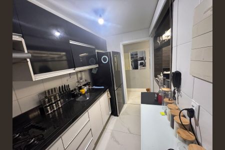 Apartamento à venda com 80m², 3 quartos e 2 vagas Apartamento à venda com 80m², 3 quartos e 2 vagasCozinha