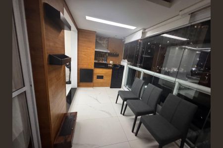 Apartamento à venda com 80m², 3 quartos e 2 vagas Apartamento à venda com 80m², 3 quartos e 2 vagasVaranda