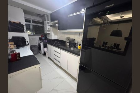 Apartamento à venda com 80m², 3 quartos e 2 vagas Apartamento à venda com 80m², 3 quartos e 2 vagasCozinha