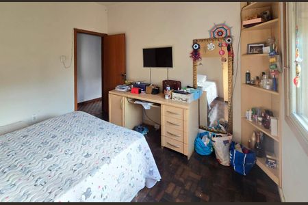 Casa à venda com 200m², 3 quartos e 3 vagas Casa à venda com 200m², 3 quartos e 3 vagasQuarto 3