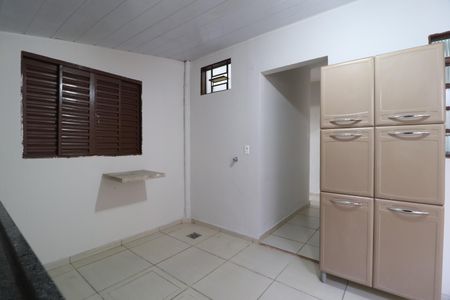 Casa para alugar com 85m², 3 quartos e 2 vagasCozinha