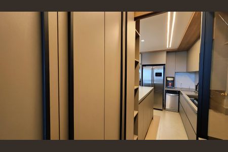 Apartamento para alugar com 100m², 3 quartos e 2 vagasCozinha e Área de Serviço