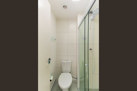 Apartamento à venda com 38m², 2 quartos e sem vaga Apartamento à venda com 38m², 2 quartos e sem vagaBanheiro Social