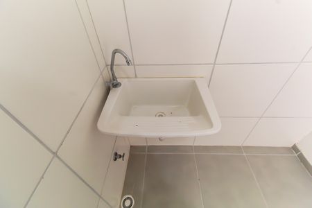 Apartamento à venda com 38m², 2 quartos e sem vaga Apartamento à venda com 38m², 2 quartos e sem vagaÁrea de Serviço