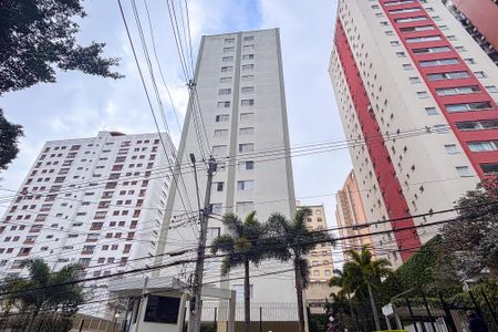 Apartamento à venda com 86m², 3 quartos e 1 vaga Apartamento à venda com 86m², 3 quartos e 1 vagaFachada